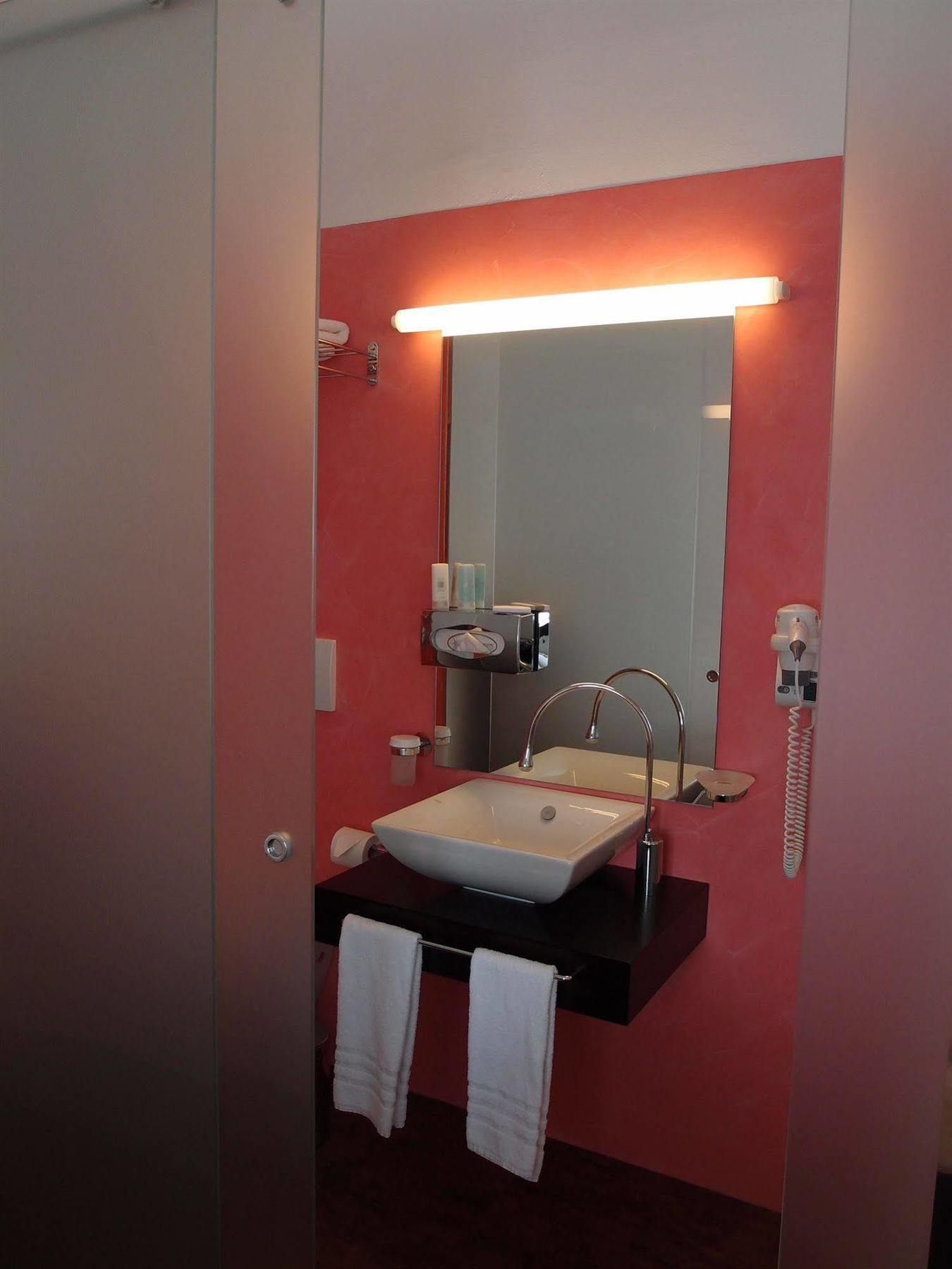 Boutique Hotel La Rinascente Λοκάρνο Εξωτερικό φωτογραφία