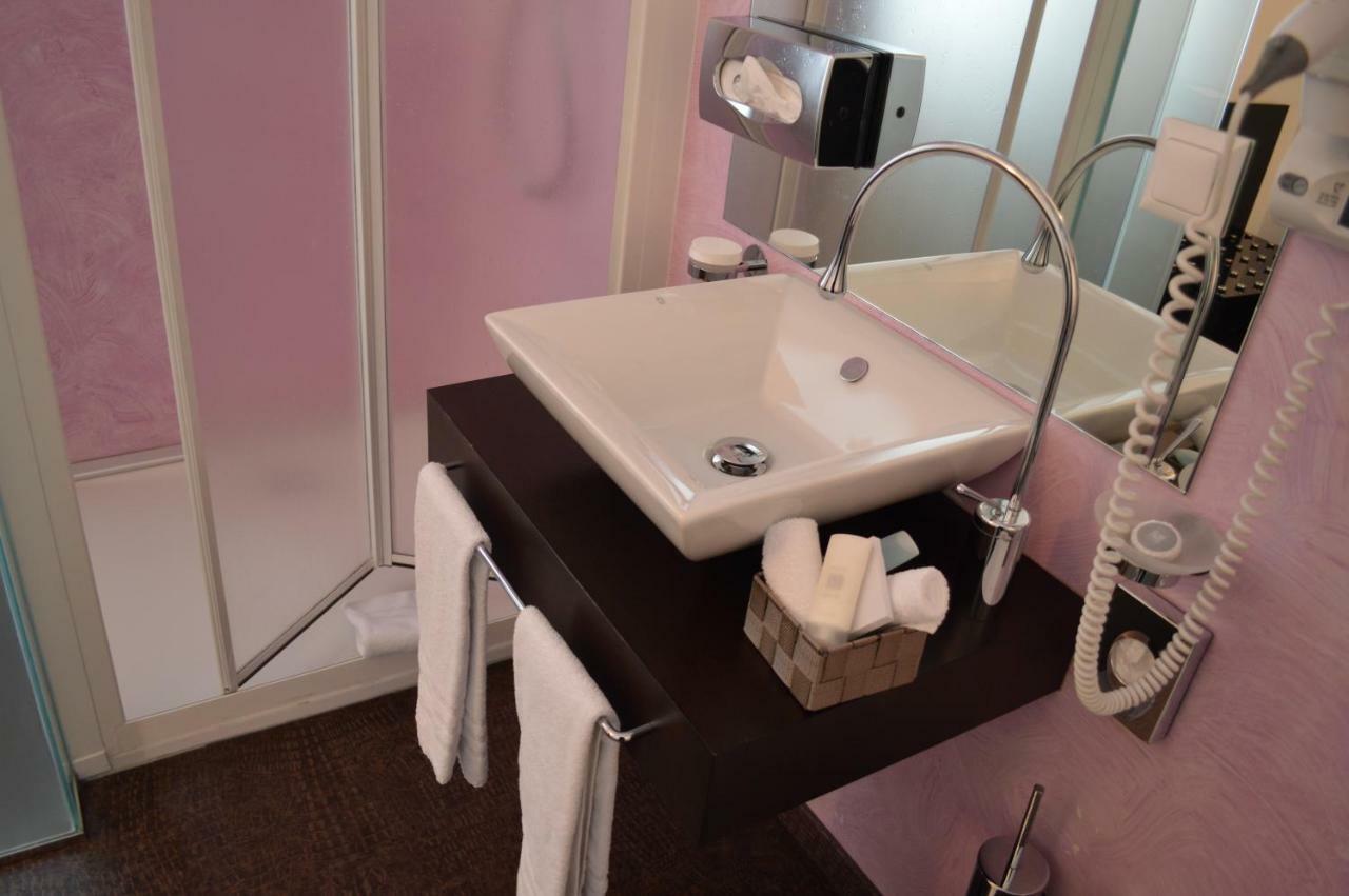 Boutique Hotel La Rinascente Λοκάρνο Εξωτερικό φωτογραφία